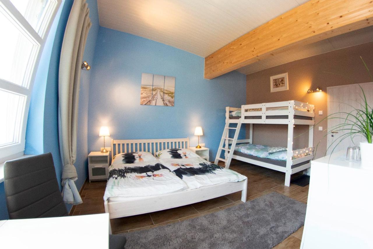 Ranchzimmer Am Hippo-Campus Reit- Und Therapiezentrum Deutsch Haslau Exterior foto